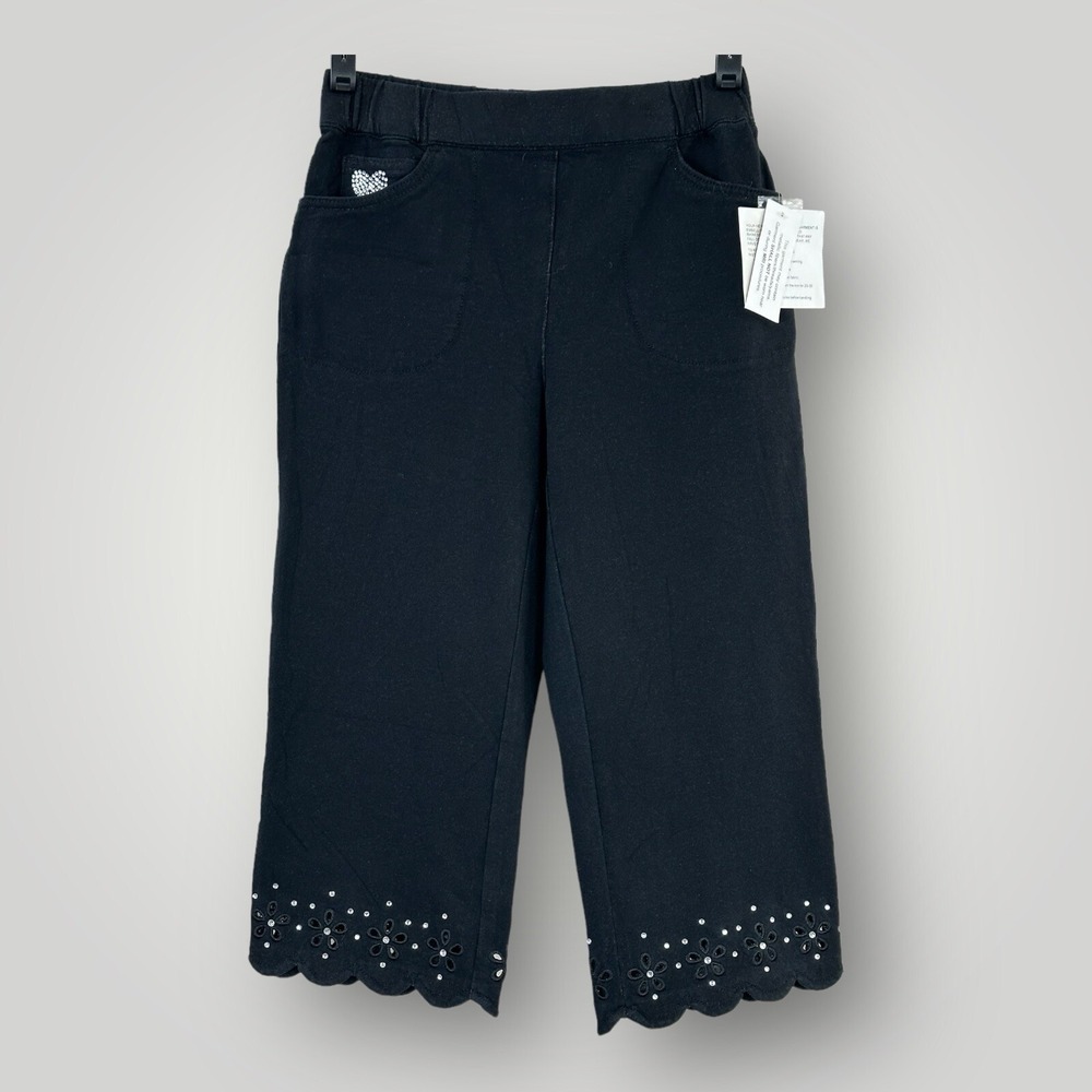 NEW DREAM JEANNES Quacker Factory Black Capris Sz XXS Pull On SCALLOPED CUT-OUTS